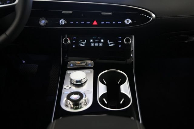 New 2026 Genesis GV70 2.5T AWD/4WD image 38