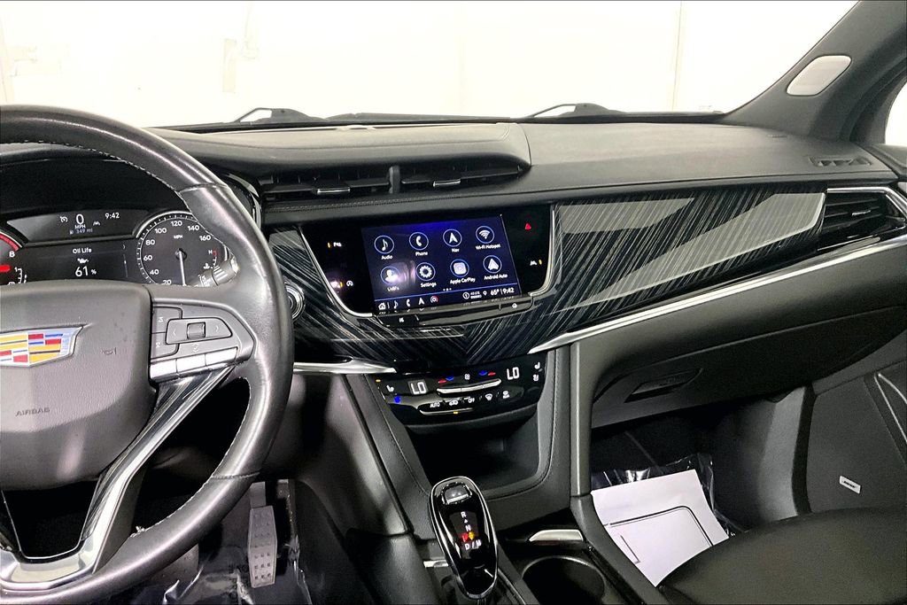 Used 2024 Cadillac XT6 Premium Luxury image 6