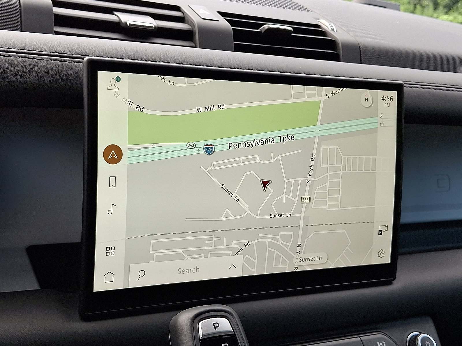 Certified 2025 Land Rover Defender 130 X-Dynamic SE image 17