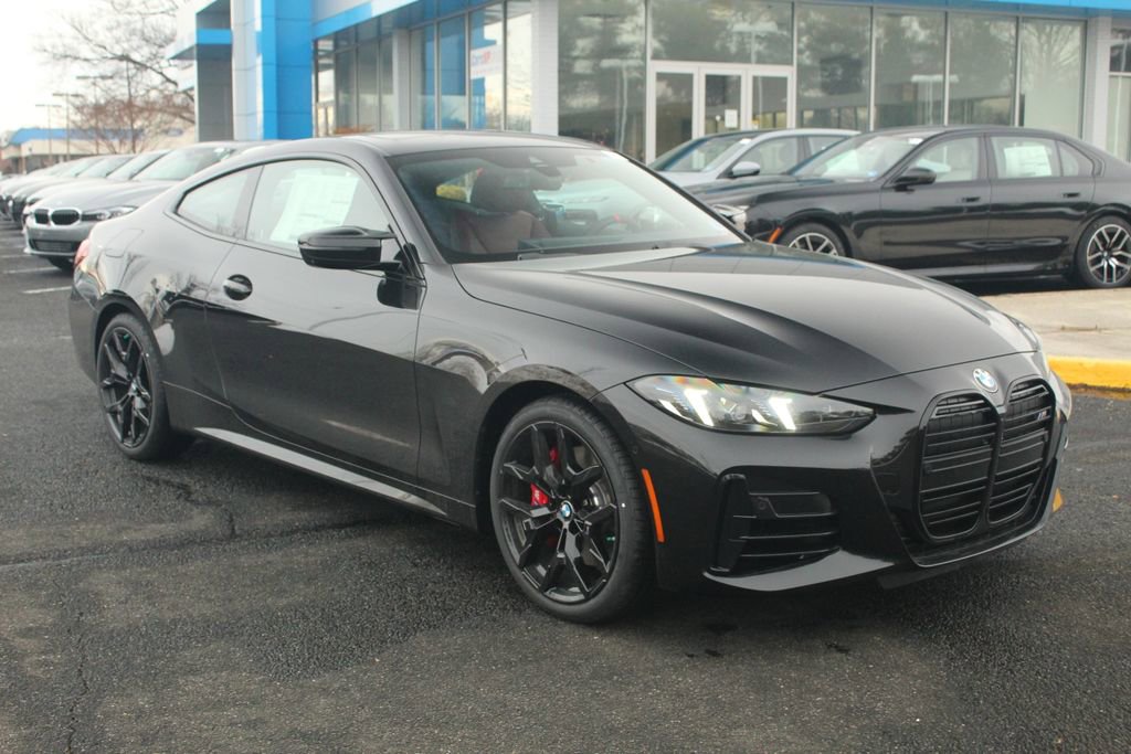 New 2026 BMW 440i xDrive Coupe w/ Premium Package