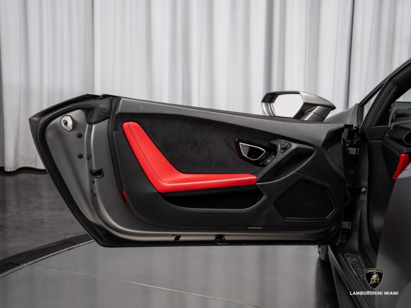 Used 2017 Lamborghini Huracan LP 610-4 image 20