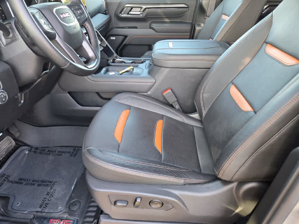 Used 2026 GMC Sierra 2500 AT4 AWD/4WD image 17