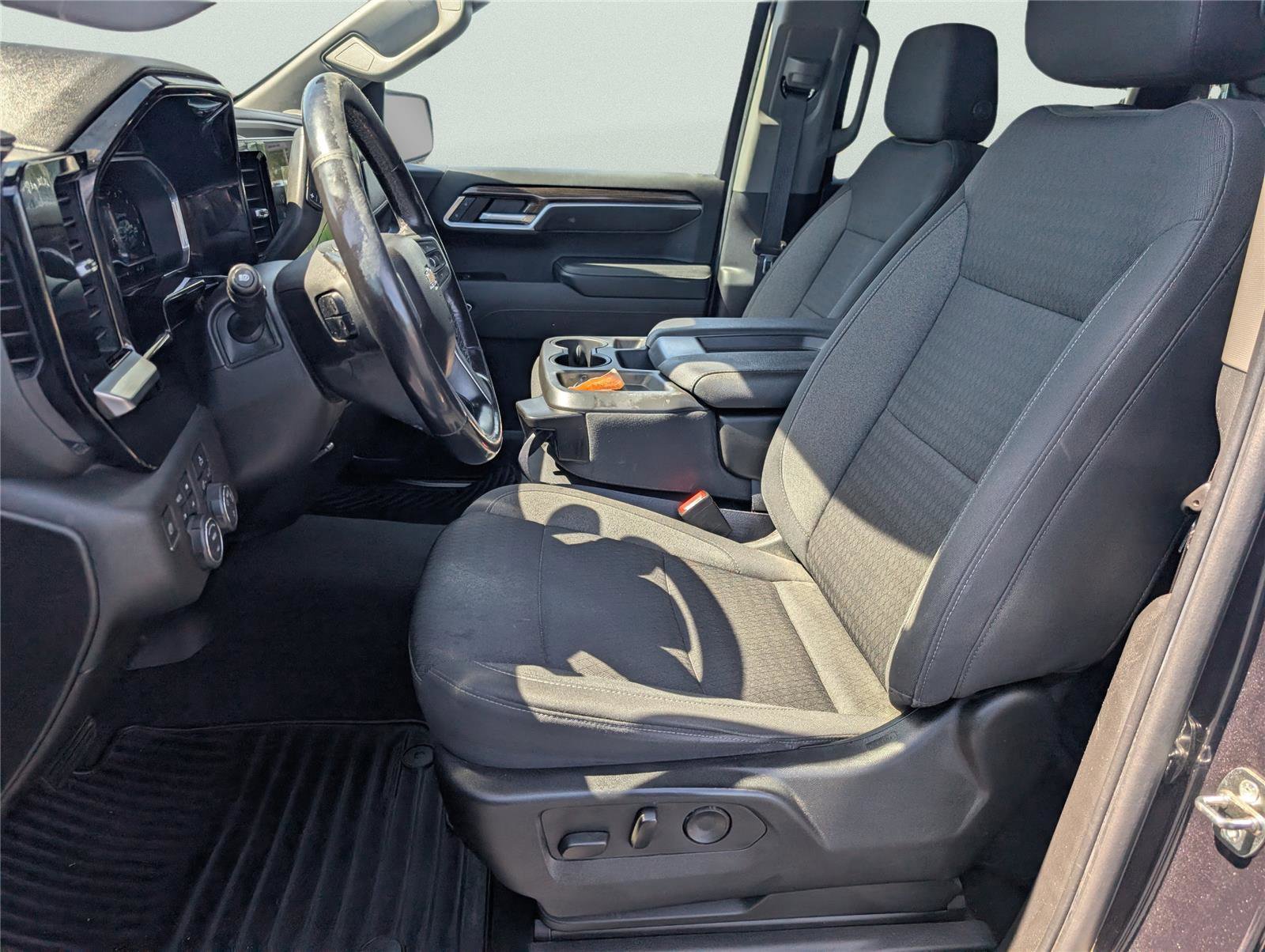 Used 2022 Chevrolet Silverado 1500 LT w/ Z71 Off-Road Package image 13