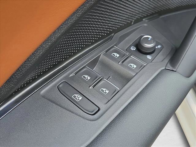 New 2026 Volkswagen Tiguan SEL R-Line image 11