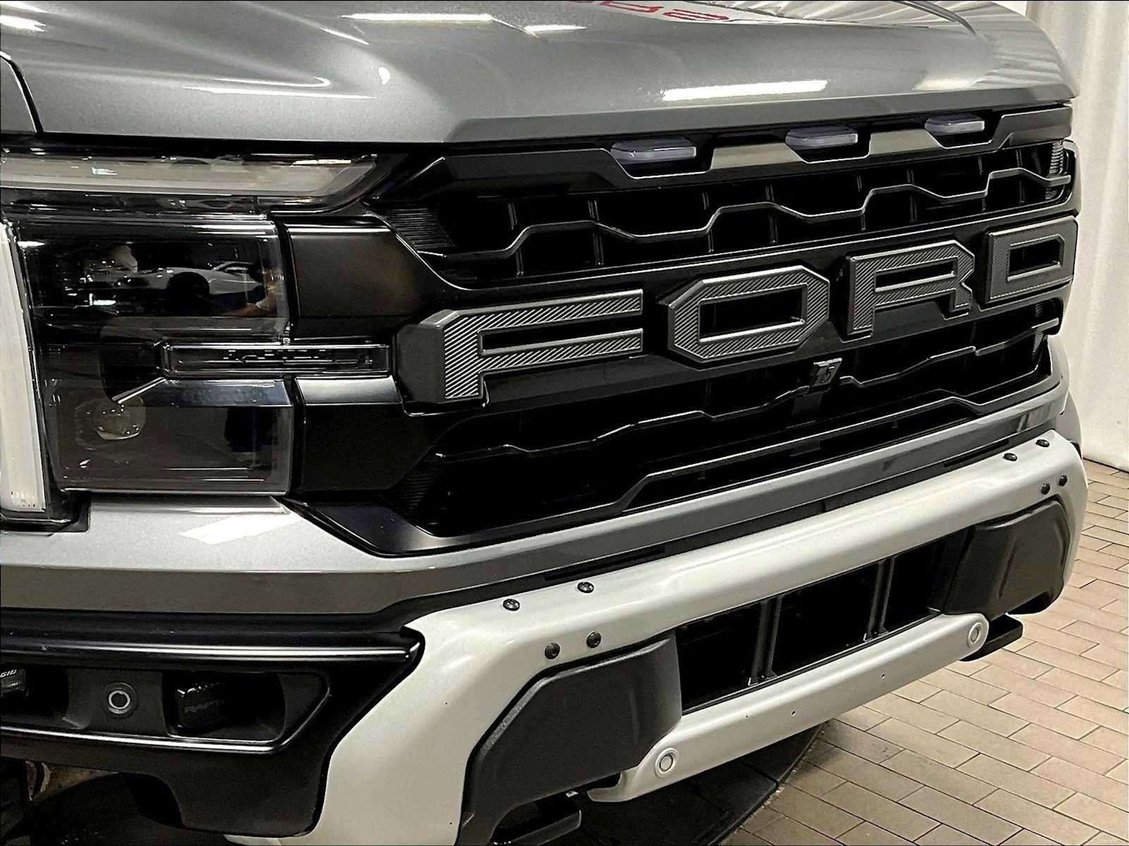 Used 2025 Ford F150 Raptor image 32