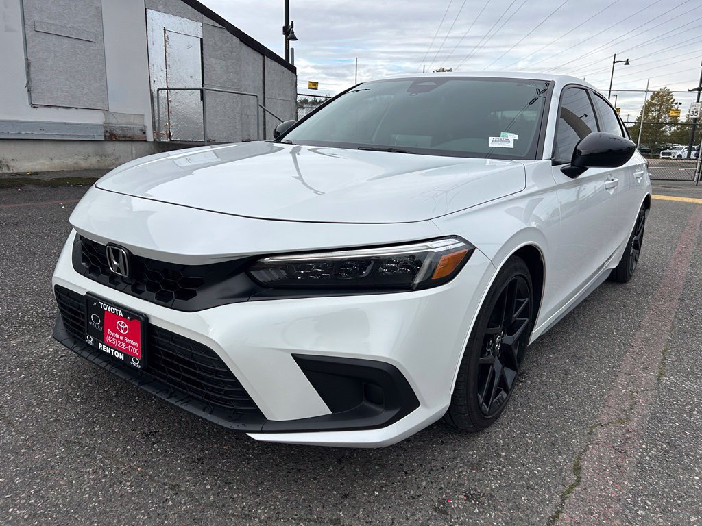 Used 2023 Honda Civic Sport image 1
