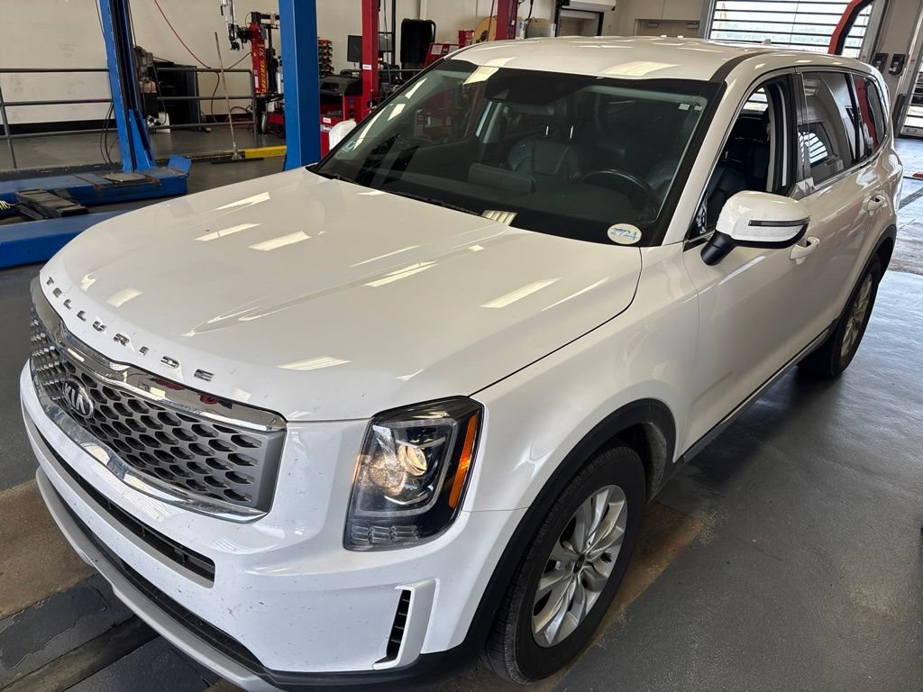 Used 2021 Kia Telluride LX FWD image 2