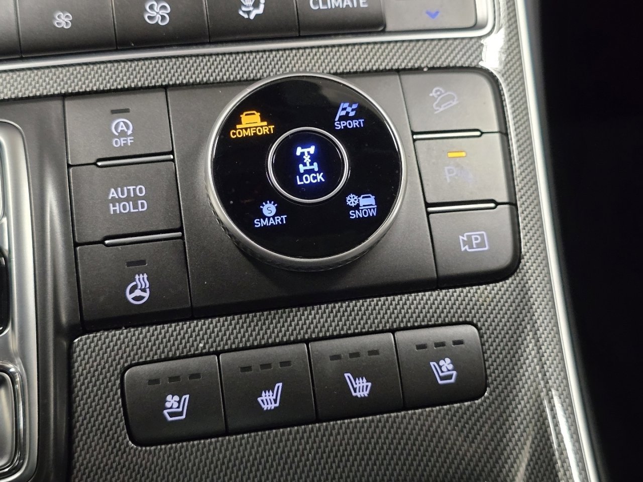 Used 2023 Hyundai Santa Fe Limited image 14