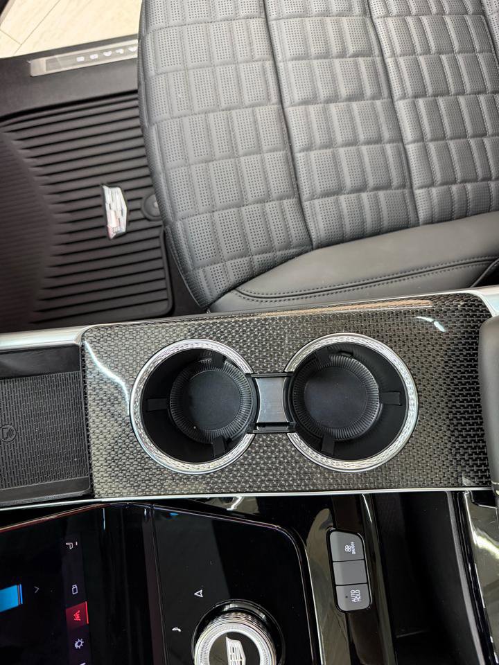 Used 2025 Cadillac Escalade V w/ LPO, ONYX Package image 41