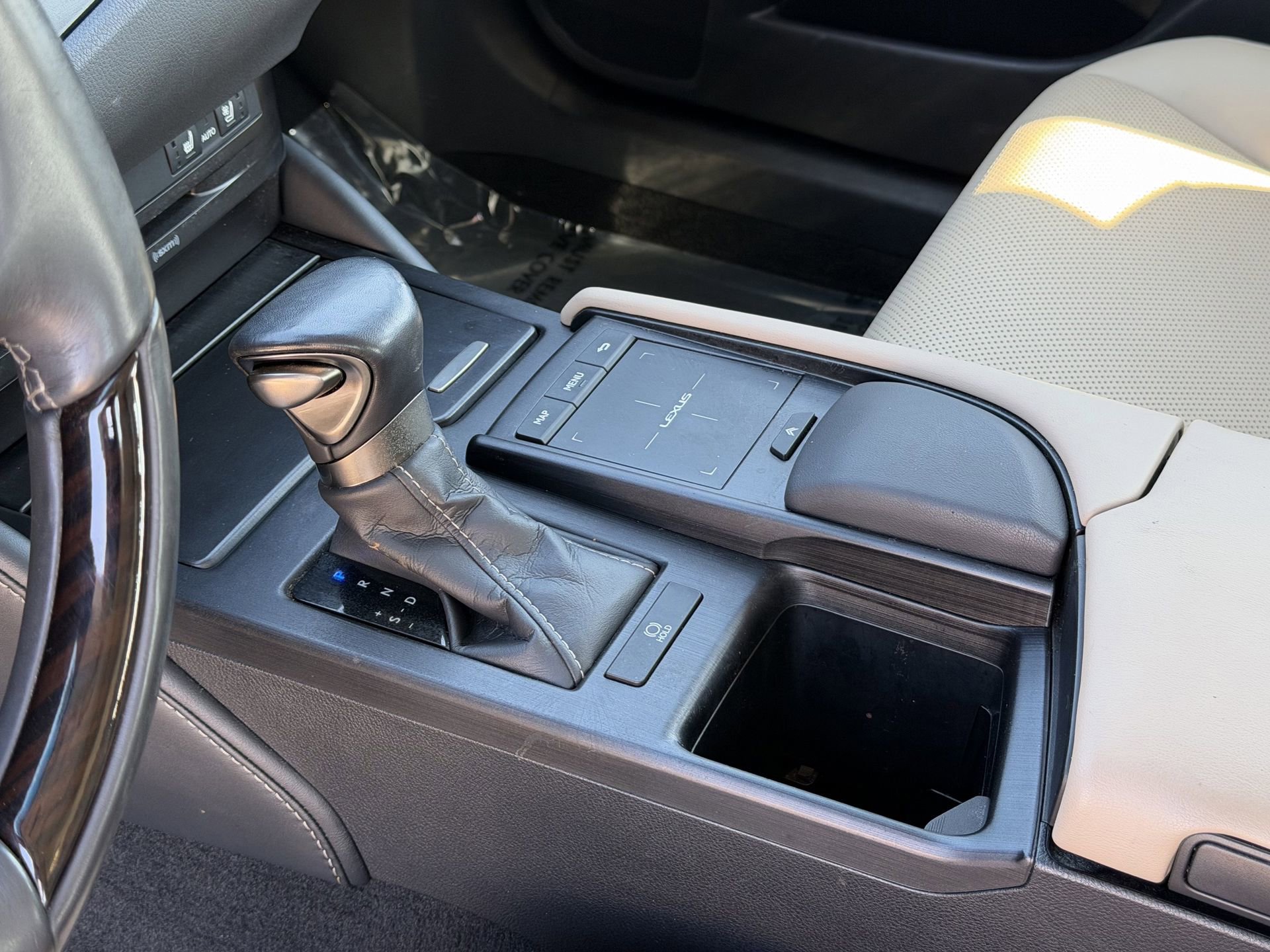 Used 2019 Lexus ES 350 w/ Premium Package image 20