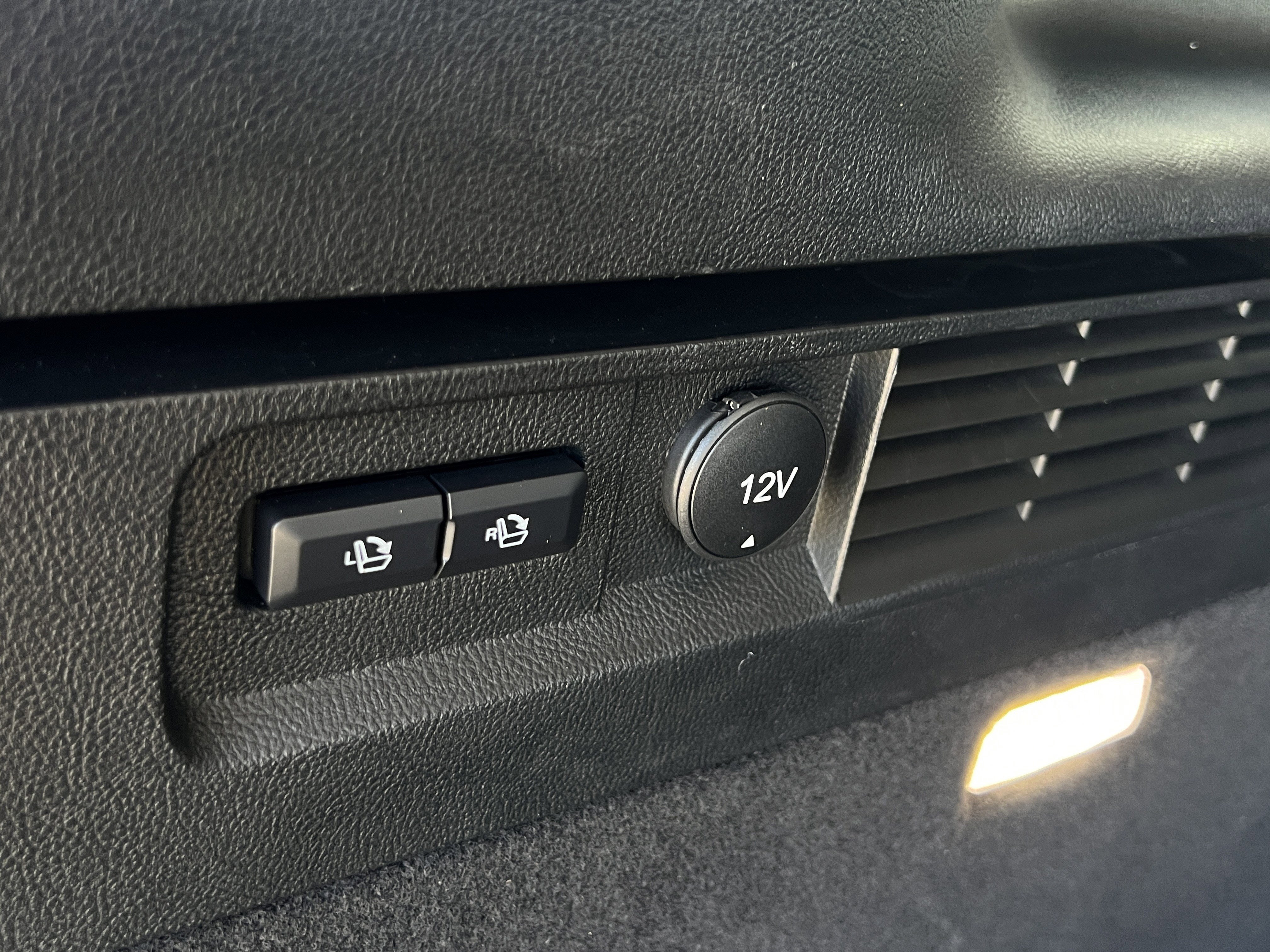 Certified 2023 Lincoln Nautilus Standard w/ Premium Package image 31