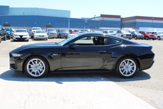 Used 2024 Ford Mustang GT Premium RWD image 8