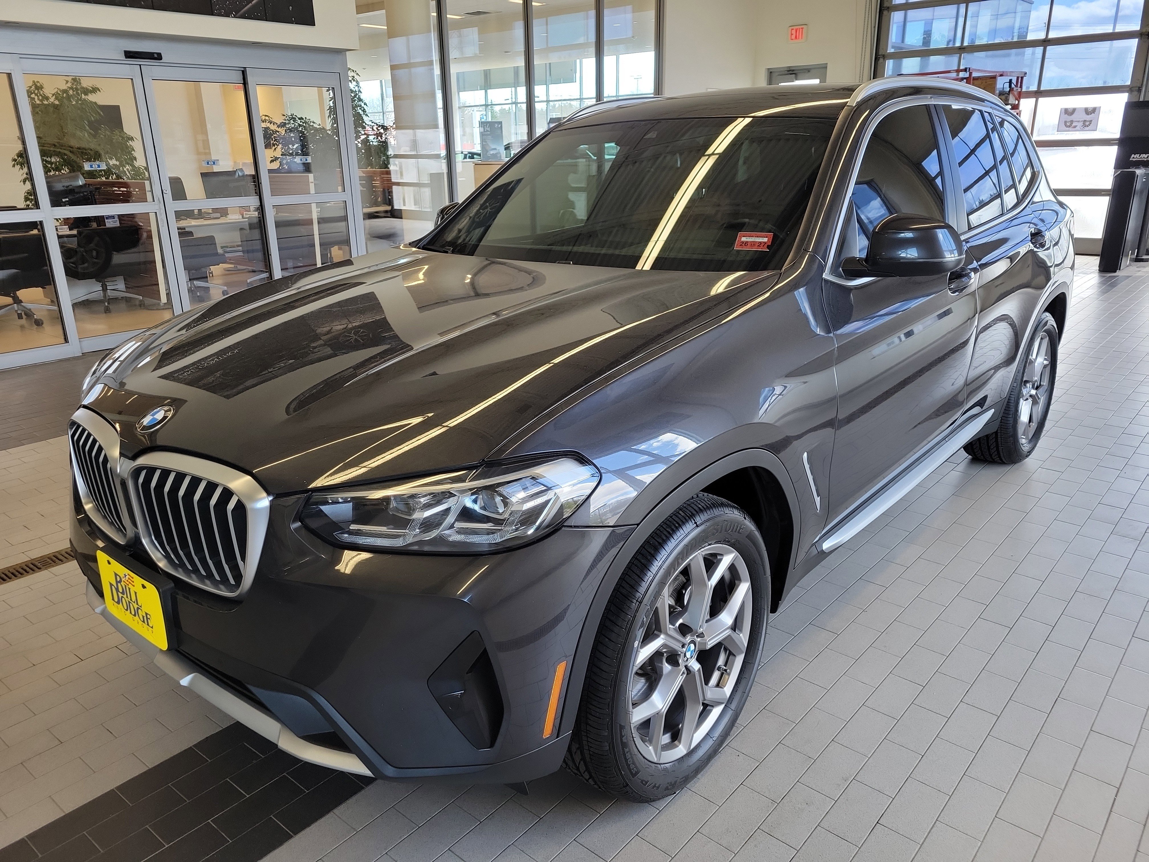 Used 2022 BMW X3 xDrive30i w/ Premium Package image 1