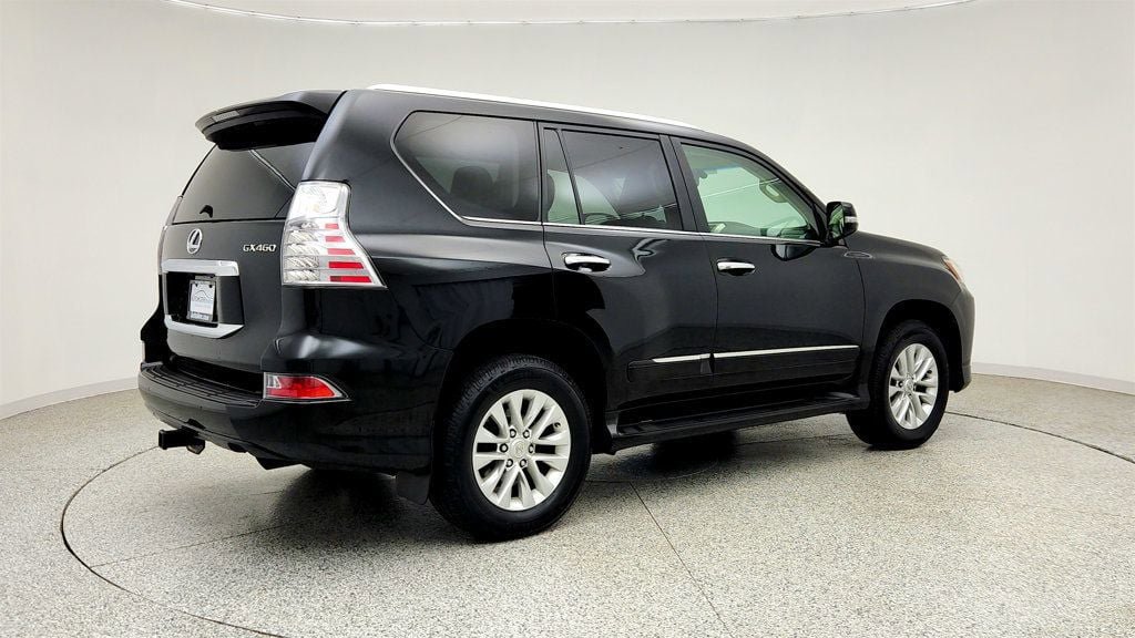 Used 2015 Lexus GX 460 w/ Premium Package AWD/4WD image 5