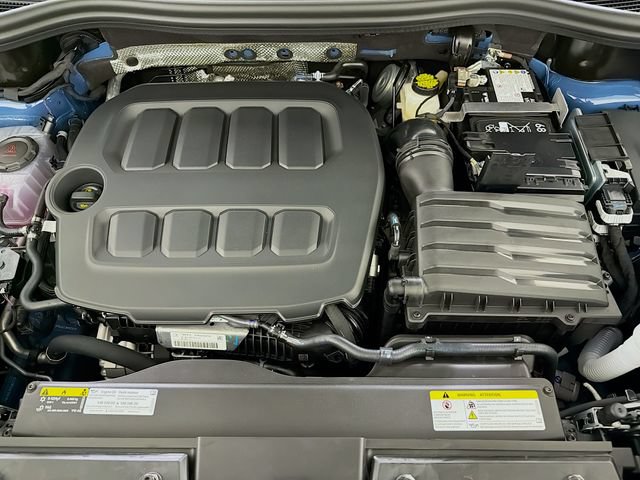 New 2026 Volkswagen Tiguan SE FWD image 32