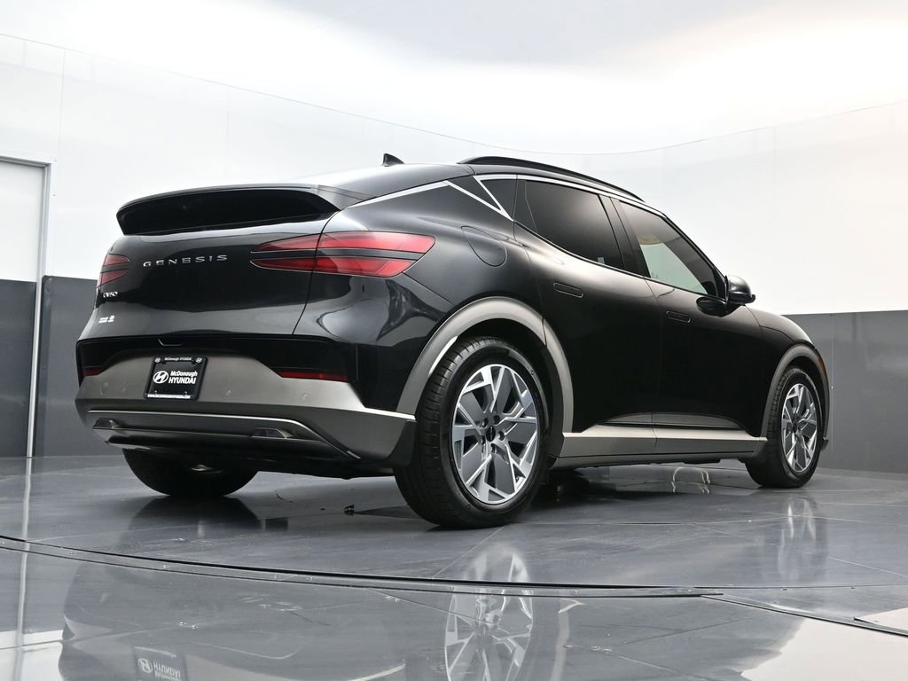 Used 2024 Genesis GV60 RWD image 28