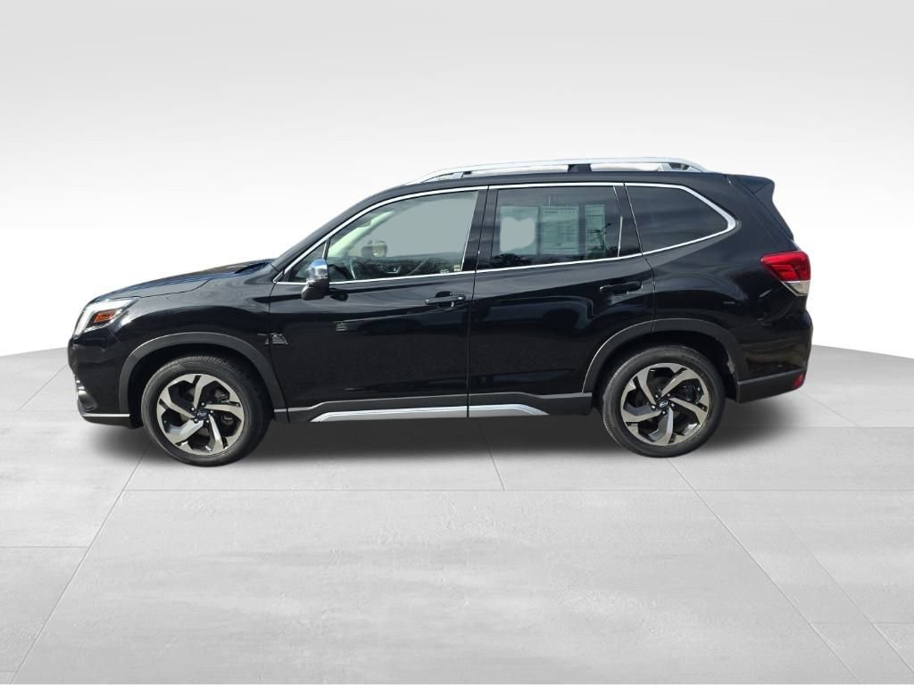 Used 2024 Subaru Forester Touring w/ Convenience Package image 9
