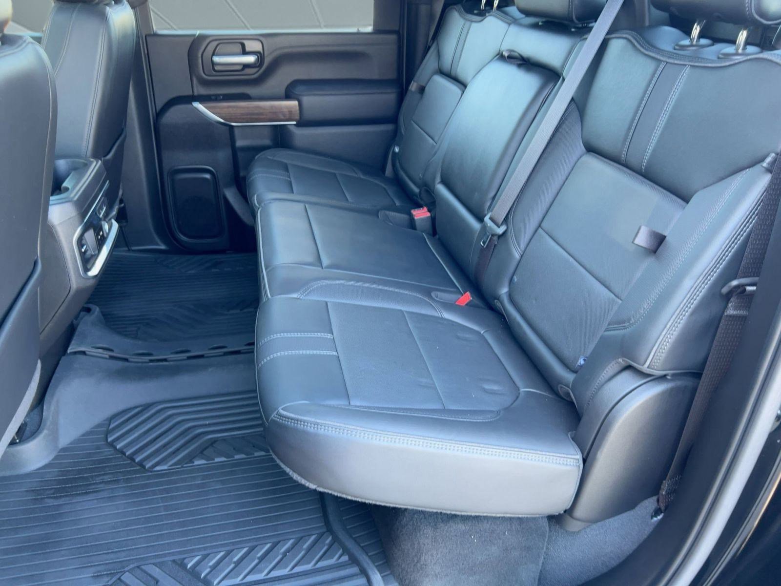 Used 2023 Chevrolet Silverado 3500 High Country image 14