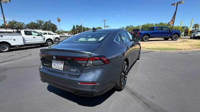Used 2024 Honda Accord Touring image 4