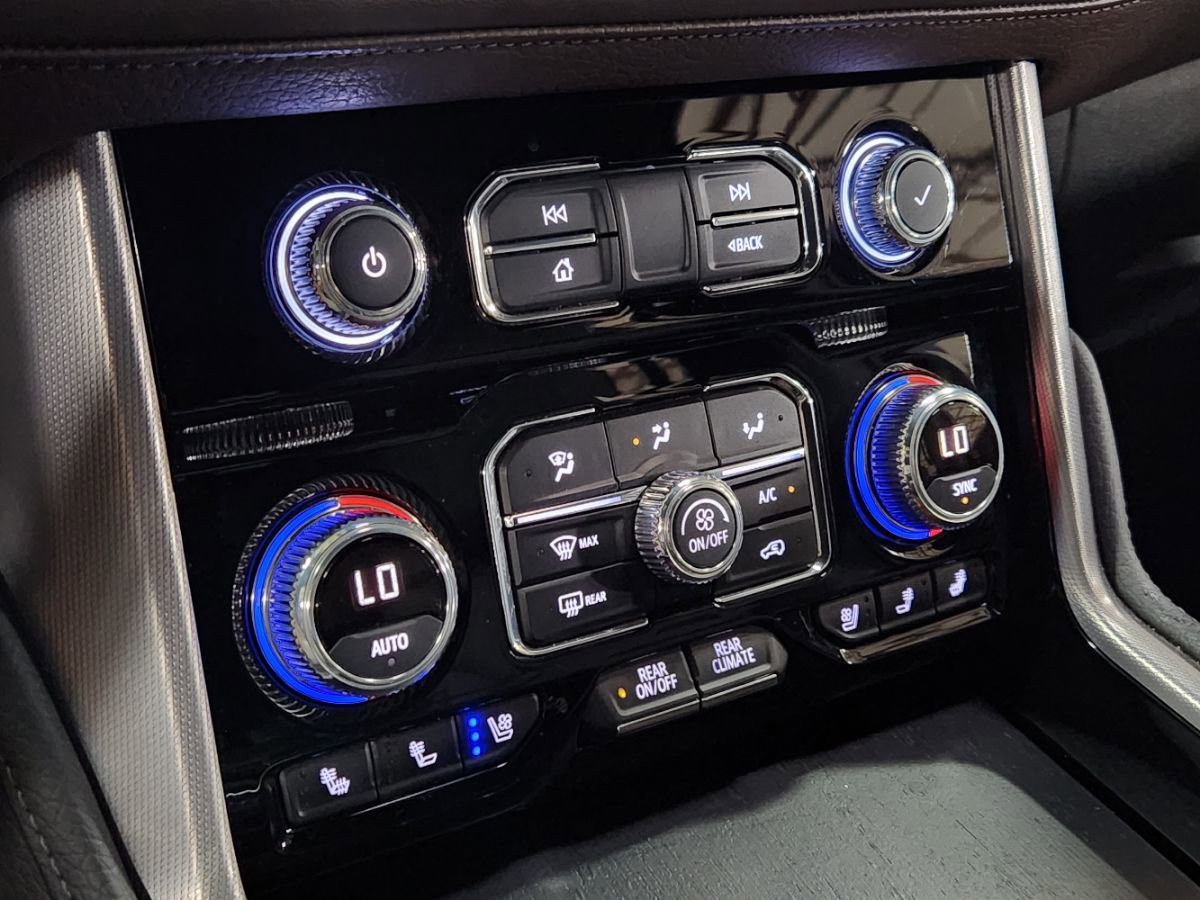 Used 2022 GMC Yukon Denali image 40