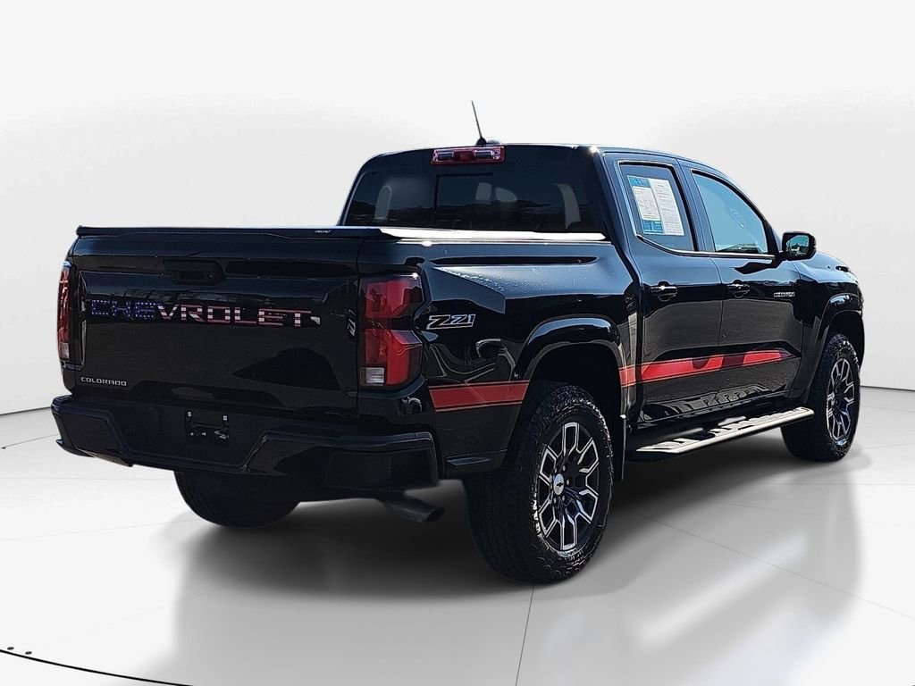 Used 2024 Chevrolet Colorado Z71 w/ Z71 Convenience Package 2 AWD/4WD image 6