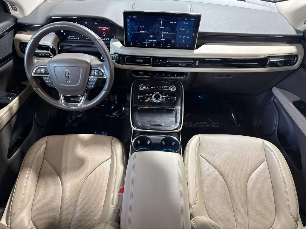 Certified 2023 Lincoln Nautilus Reserve AWD/4WD image 29