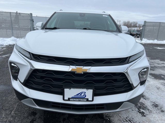 Used 2024 Chevrolet Blazer LT w/ Convenience Package image 3