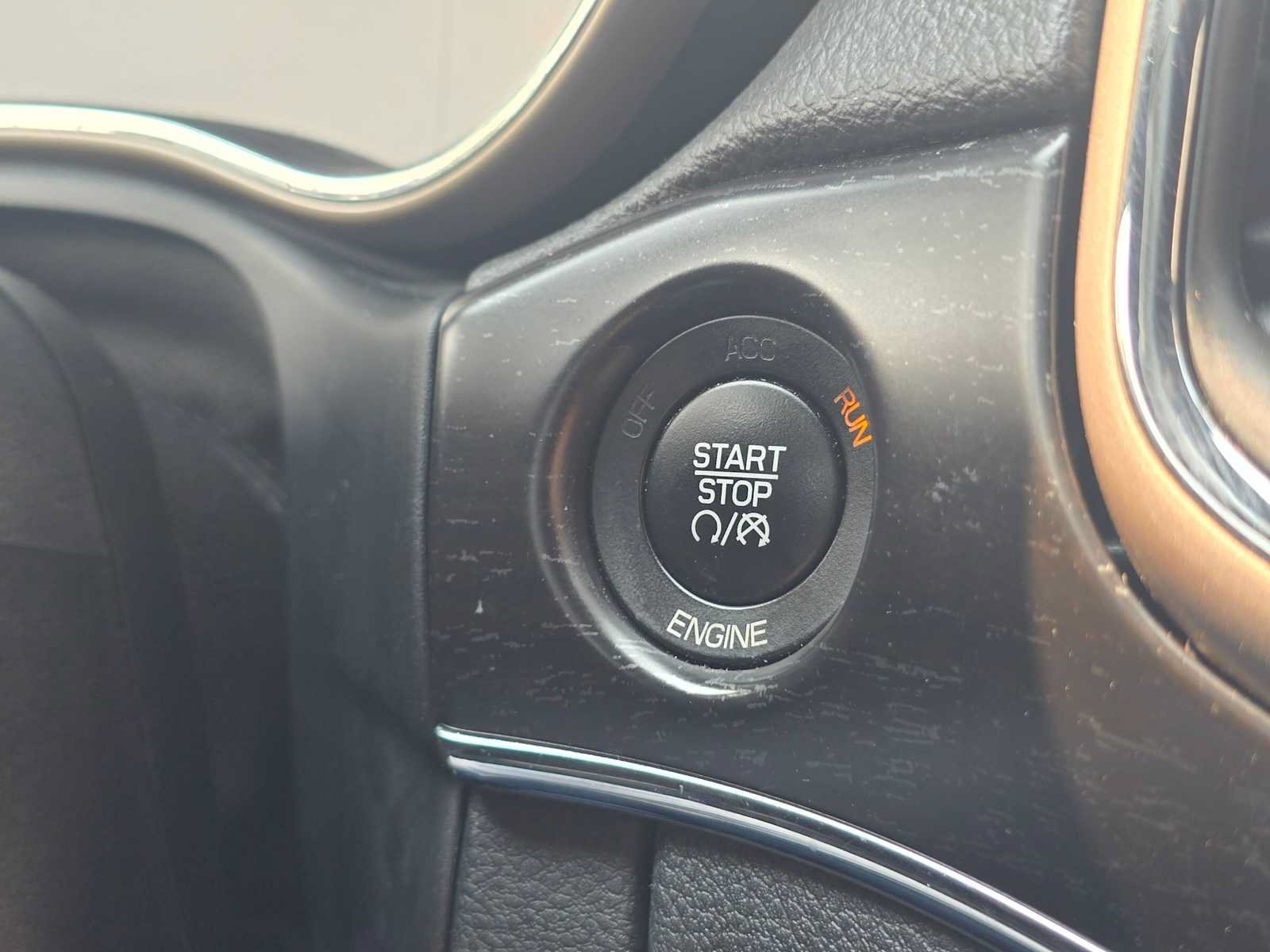 Used 2014 Jeep Grand Cherokee Limited AWD/4WD image 30