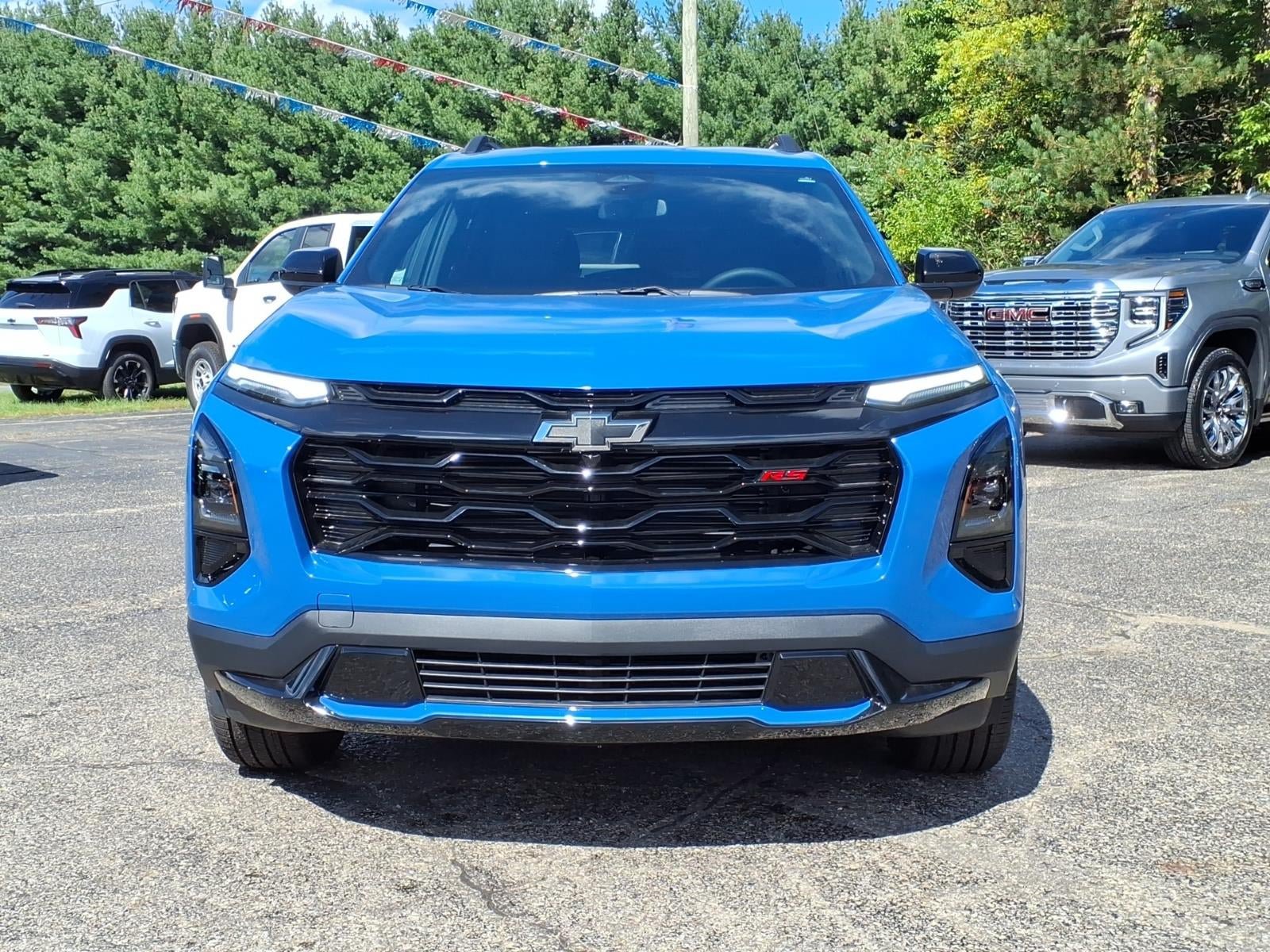 New 2027 Chevrolet Equinox RS w/ LPO, Floor Liner Package AWD/4WD image 2