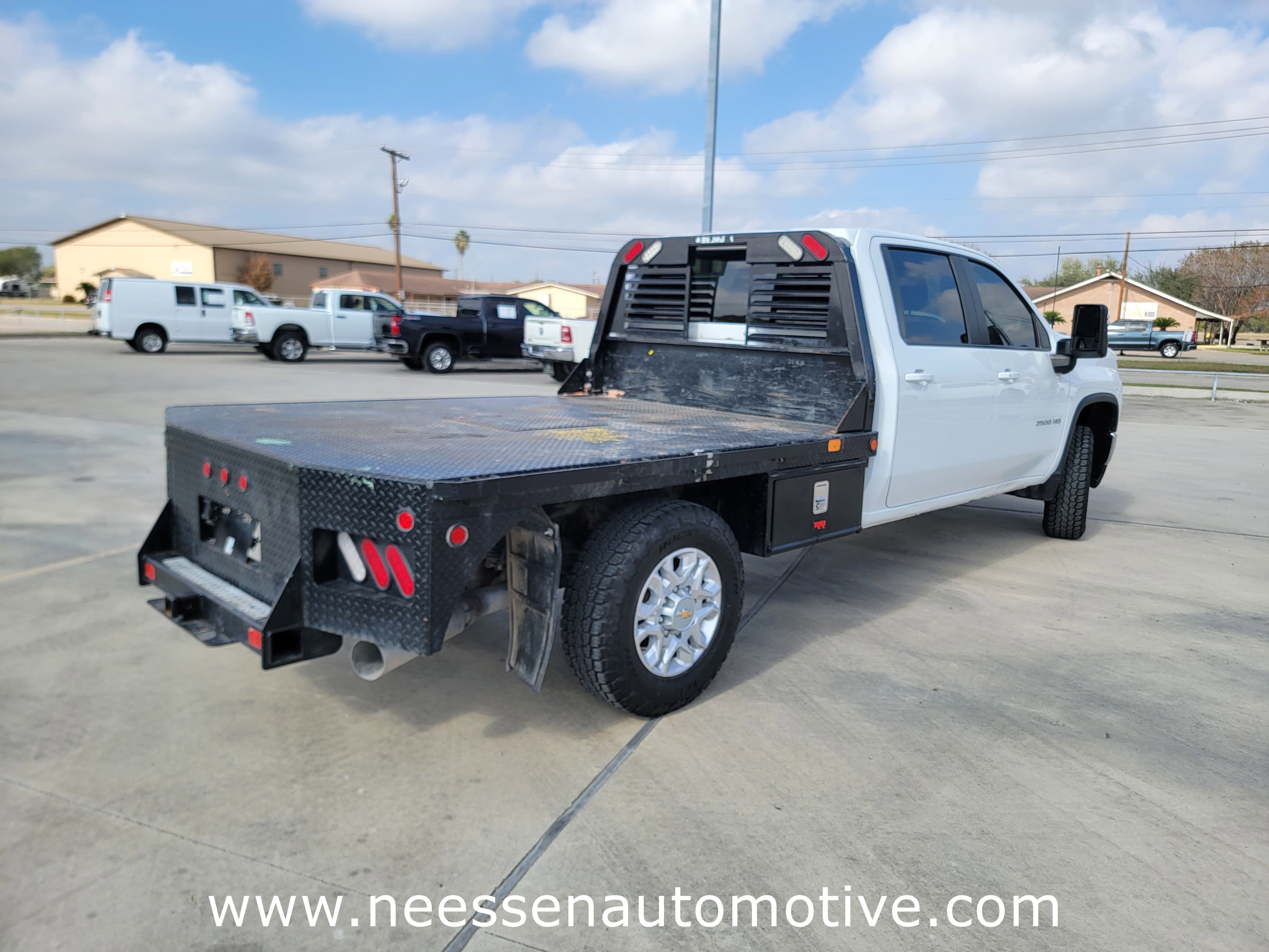 Used 2022 Chevrolet Silverado 2500 LT w/ Convenience Package image 7