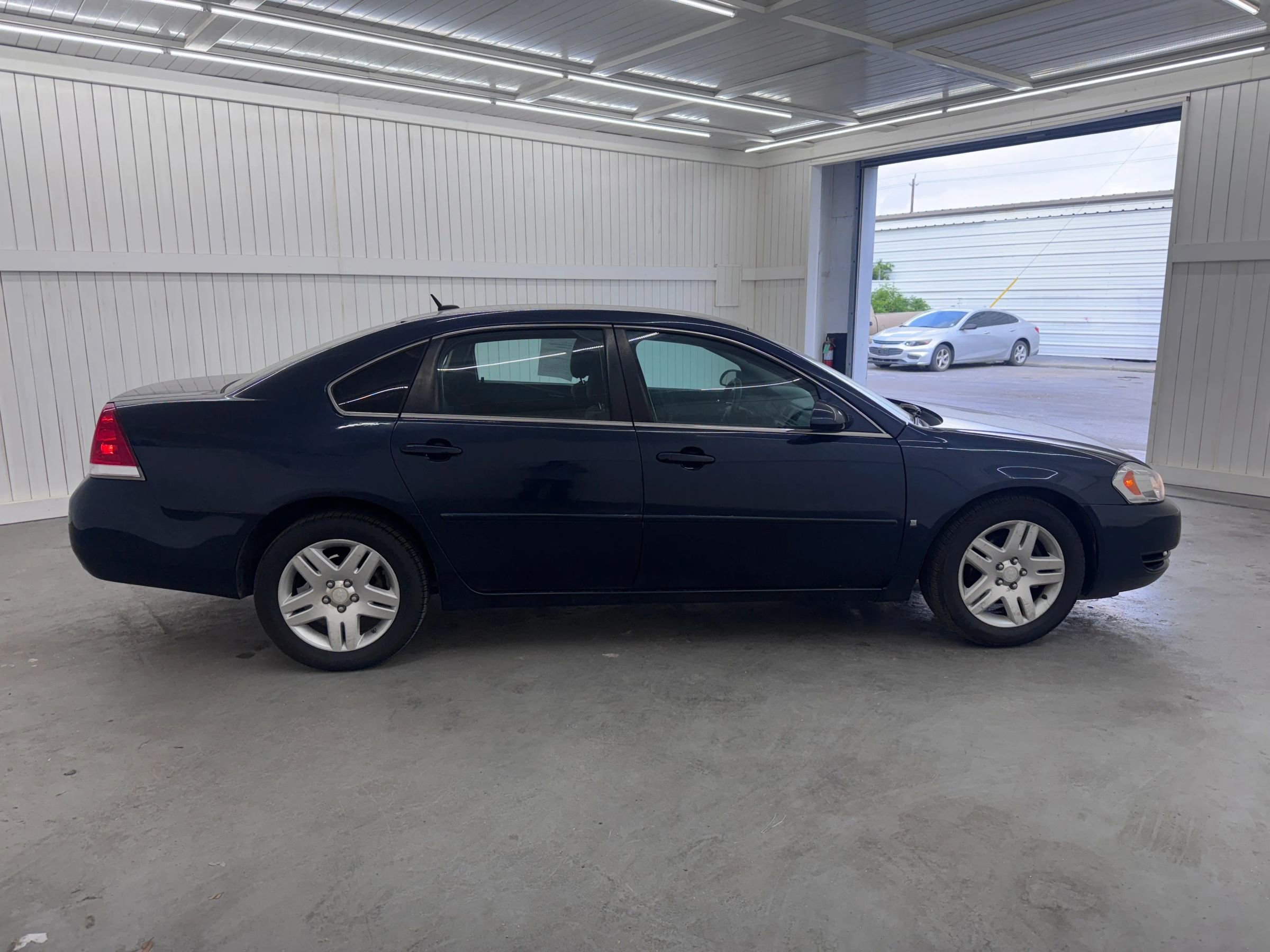 Used 2007 Chevrolet Impala LT image 4