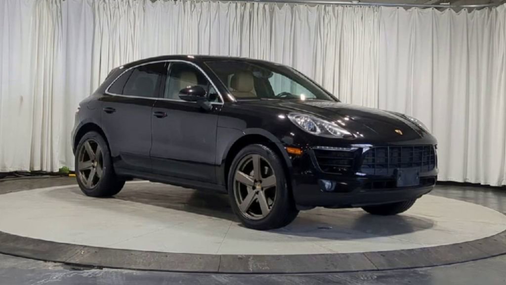 Used 2016 Porsche Macan S image 2