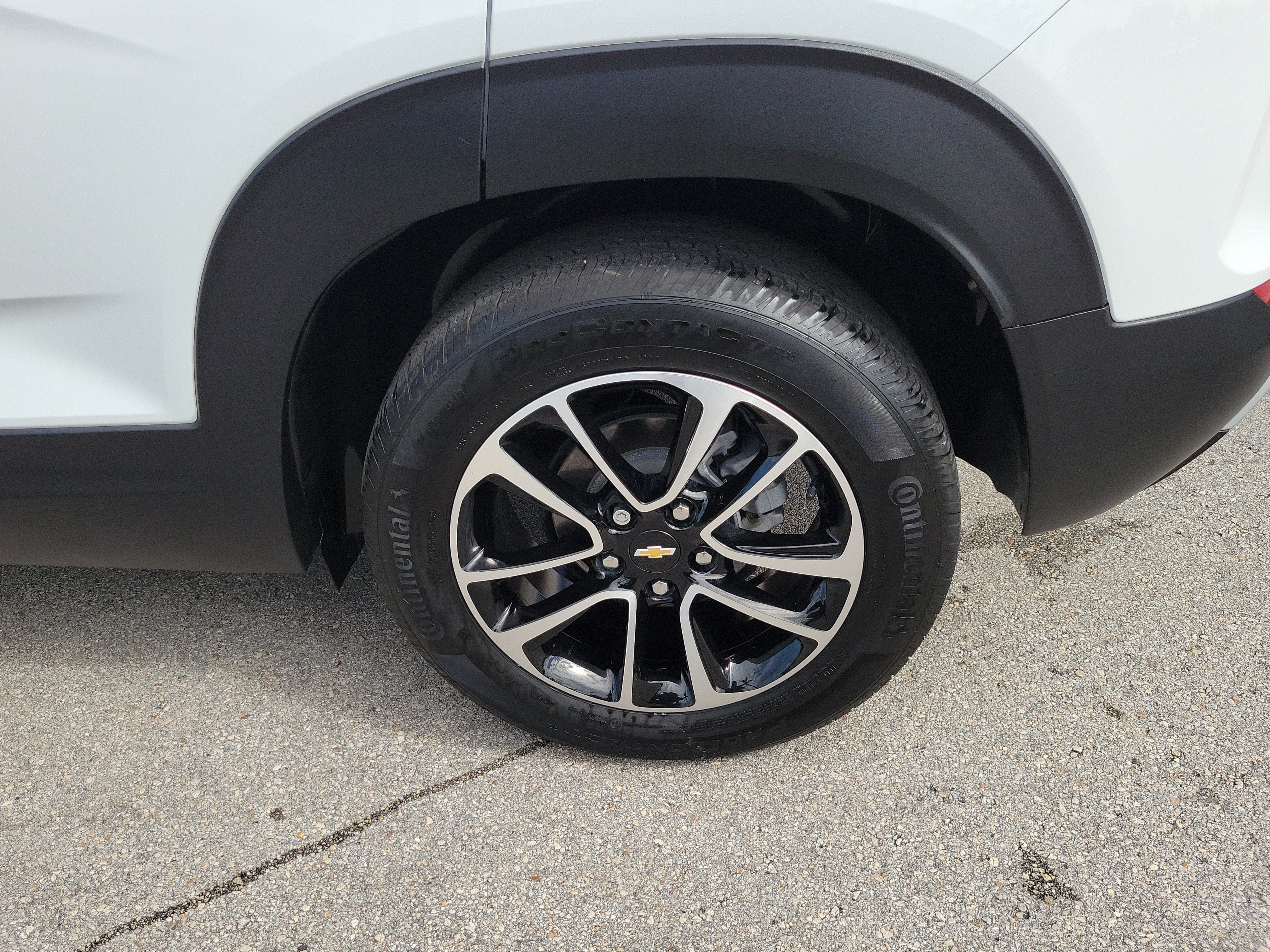 Used 2024 Chevrolet TrailBlazer LT w/ Driver Confidence Package FWD image 26