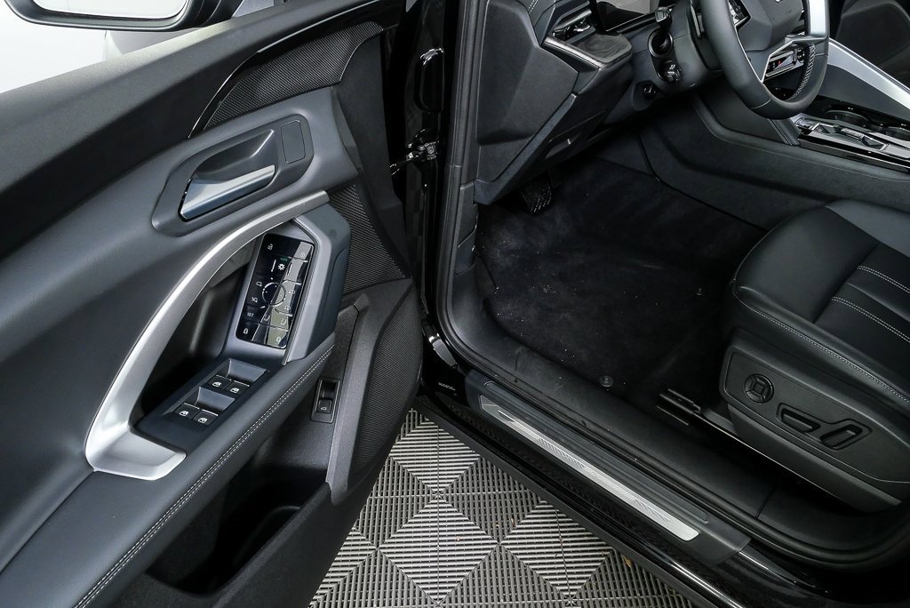 Certified 2025 Audi Q5 Premium w/ Convenience Package image 7