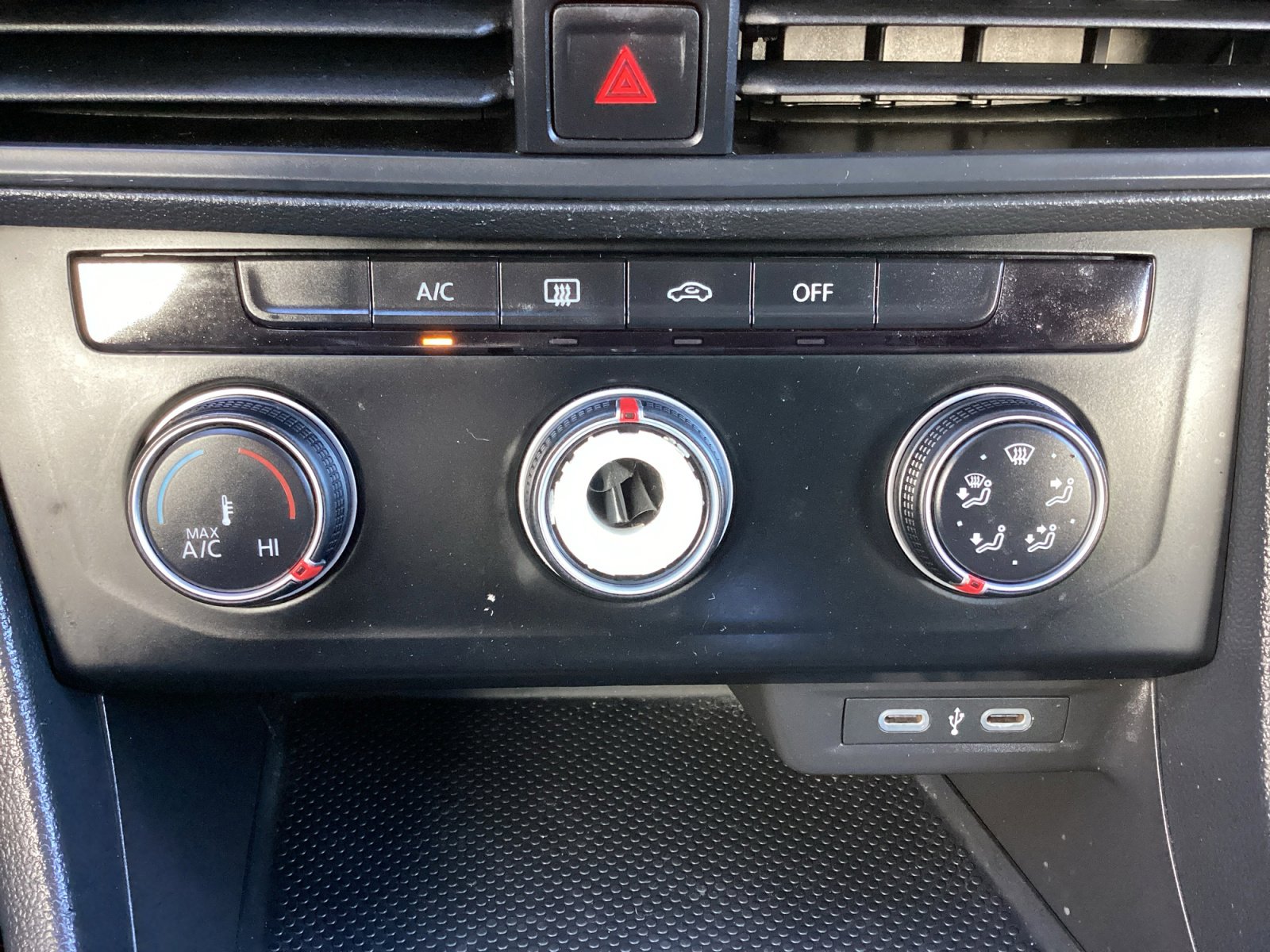 Used 2024 Volkswagen Jetta S image 21