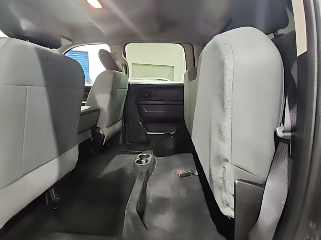 Used 2016 RAM 2500 Tradesman w/ Chrome Appearance Group AWD/4WD image 13