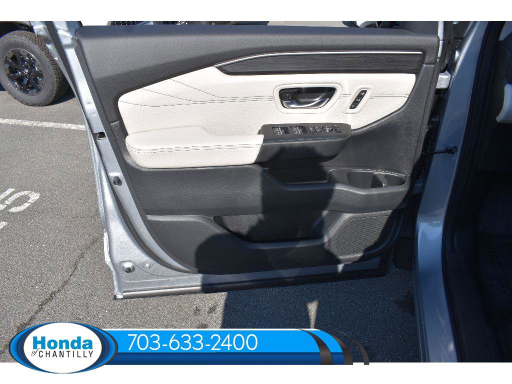New 2026 Honda Pilot Touring image 25