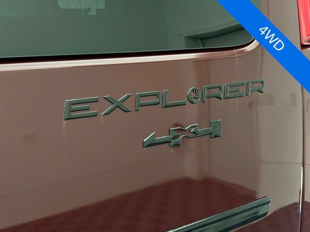Used 2020 Chevrolet Express 2500 Extended w/ Enhanced Convenience Package RWD image 48