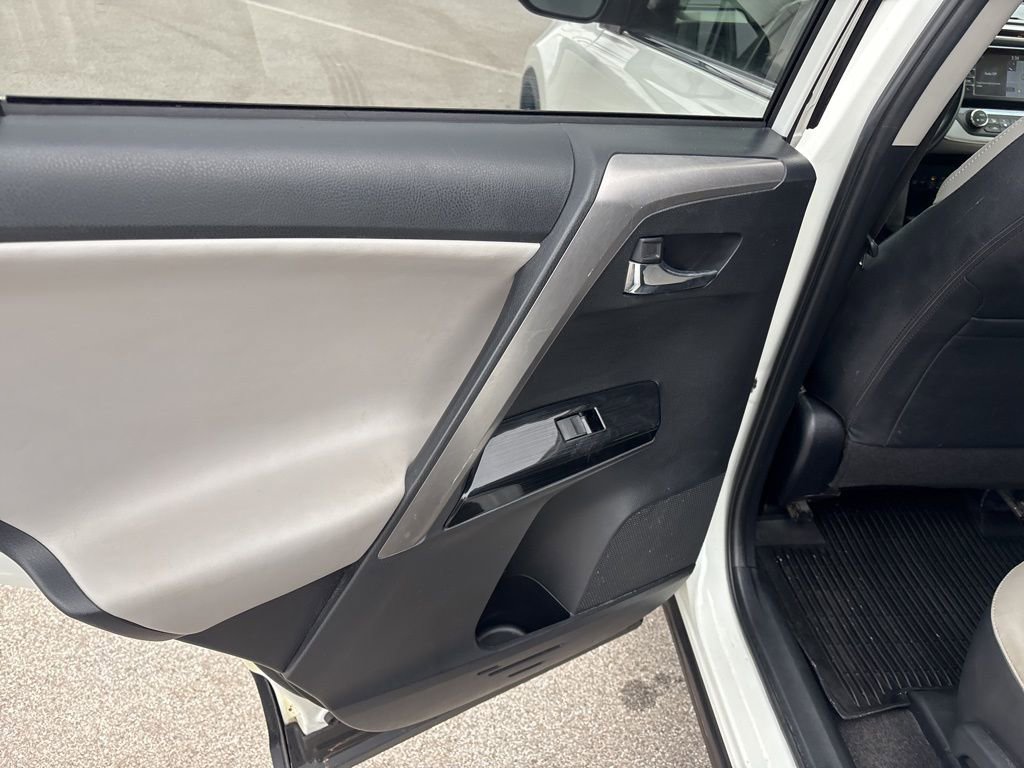 Used 2018 Toyota RAV4 Limited w/ All Weather Liner Package image 14
