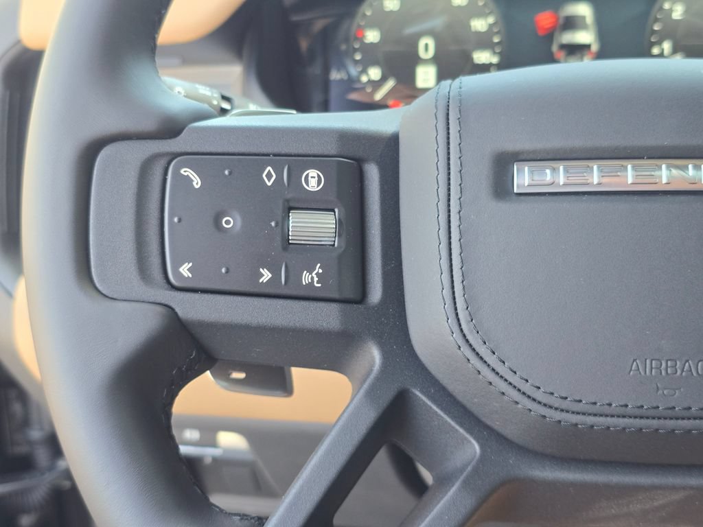 New 2026 Land Rover Defender 90 V8 AWD/4WD image 18