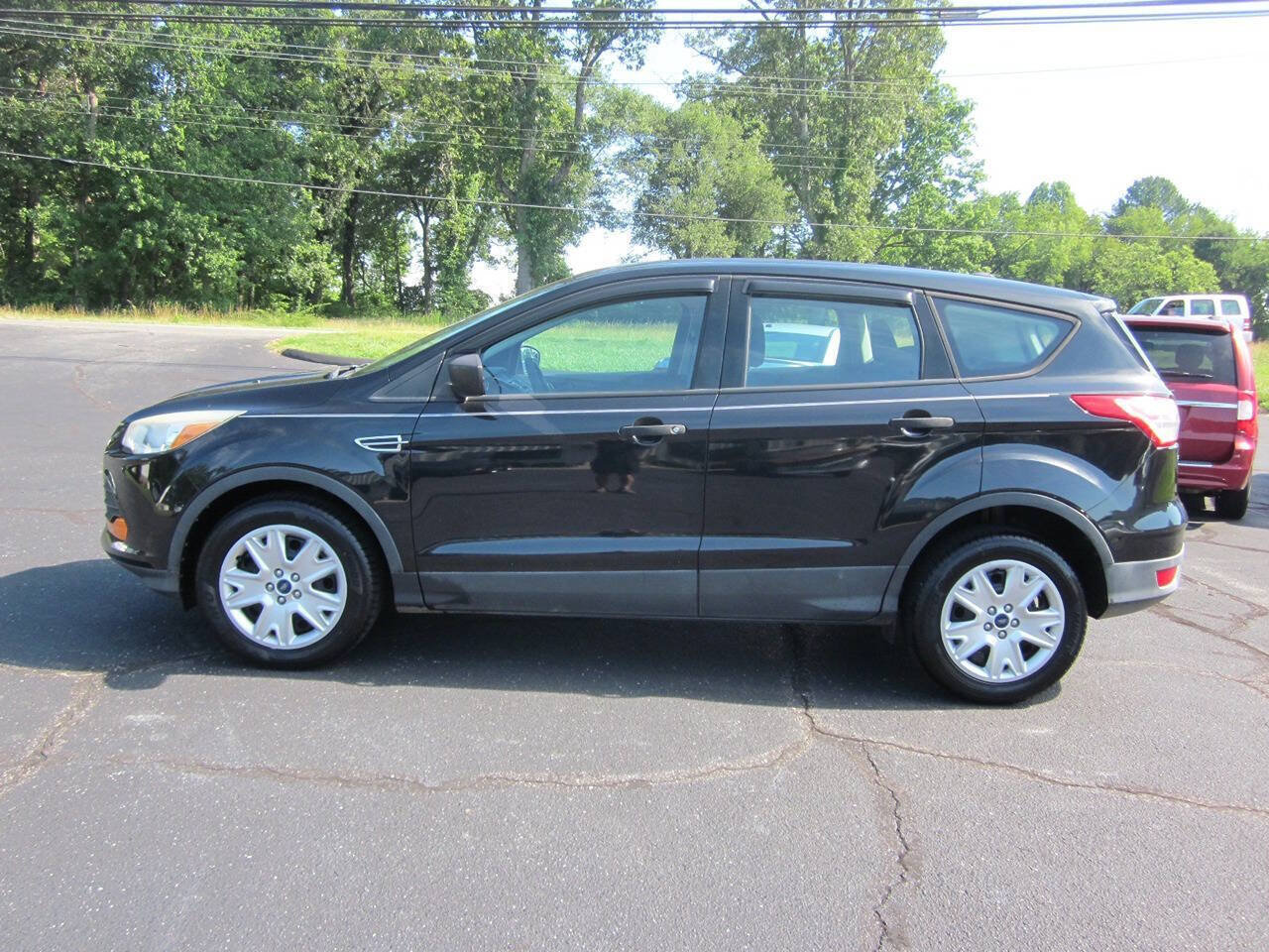 Used 2013 Ford Escape S FWD image 1