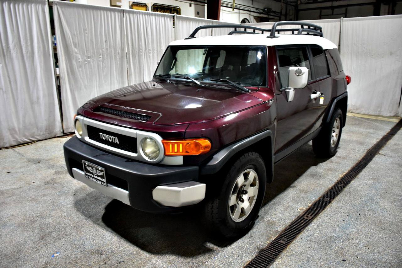 Used 2007 Toyota FJ Cruiser 2WD image 23