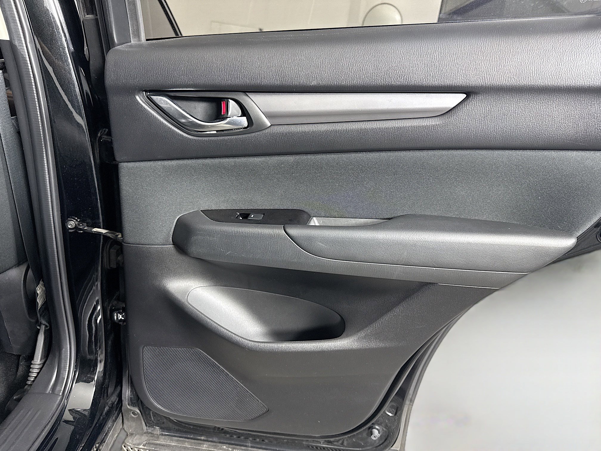 Used 2018 MAZDA CX-5 Sport image 28