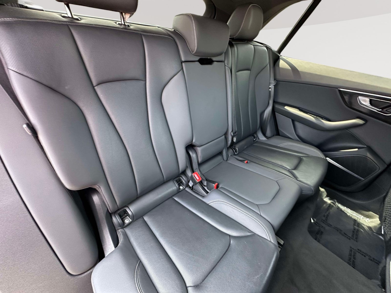 Used 2020 Audi Q8 Premium Plus w/ Premium Plus Package AWD/4WD image 30
