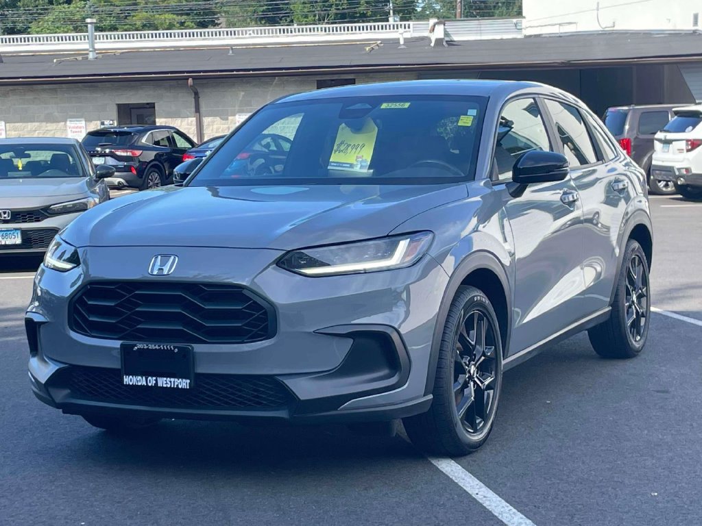 Certified 2025 Honda HR-V Sport image 3