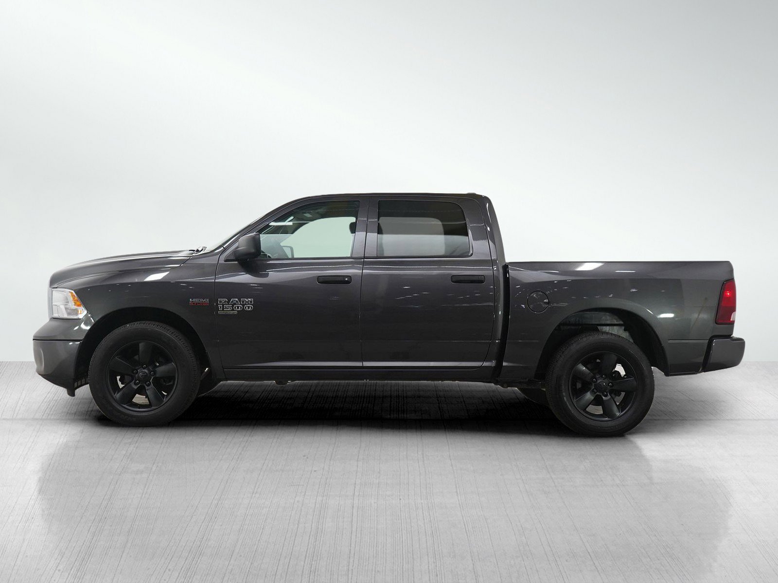 Used 2023 RAM 1500 Classic SLT image 2