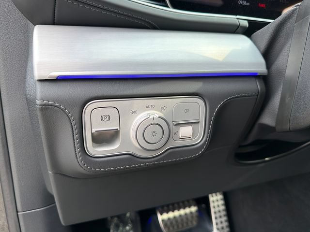 Used 2025 Mercedes-Benz GLS 63 AMG 4MATIC image 12