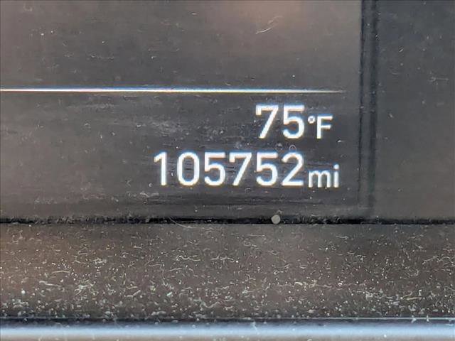 Used 2021 Hyundai Elantra SEL image 15