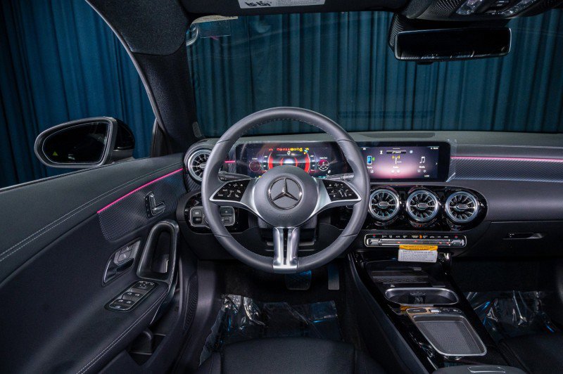New 2025 Mercedes-Benz CLA 250 4MATIC image 14