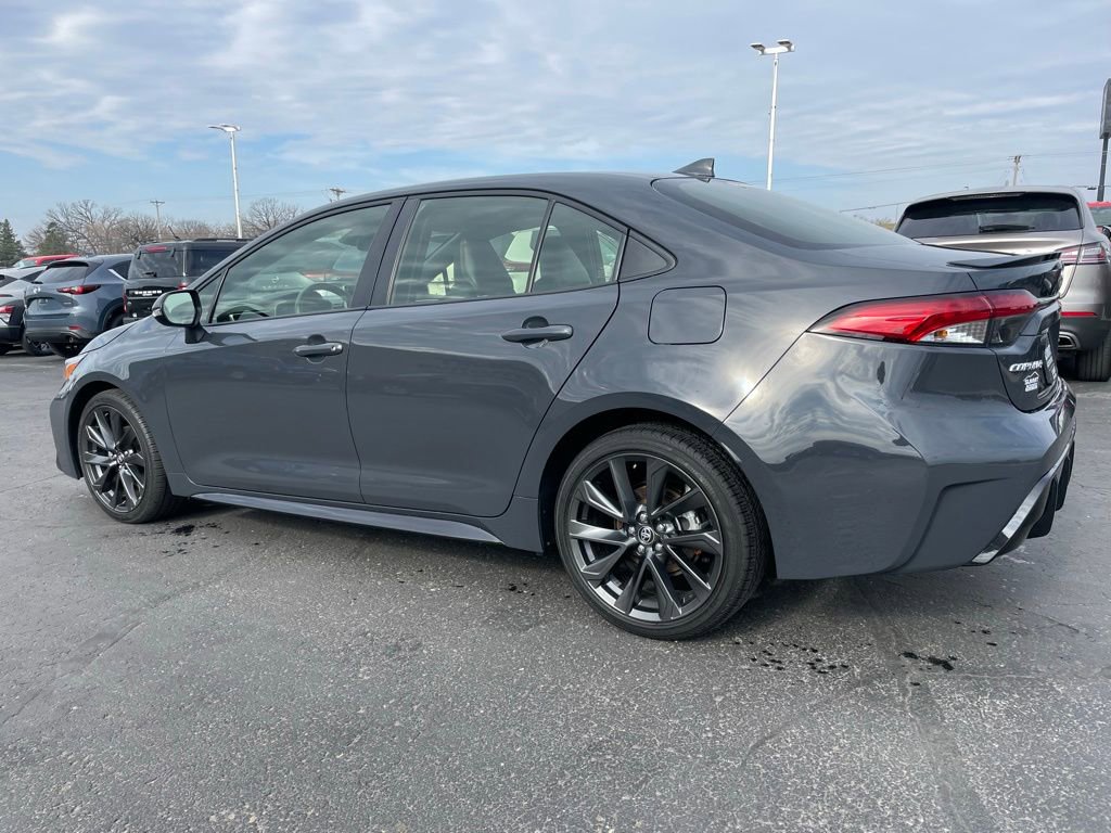 Used 2024 Toyota Corolla XSE FWD image 6